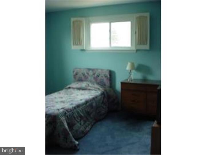 328 Clair Road Southampton, PA 18966 - Photo 10 of 25 Gallery Image 10