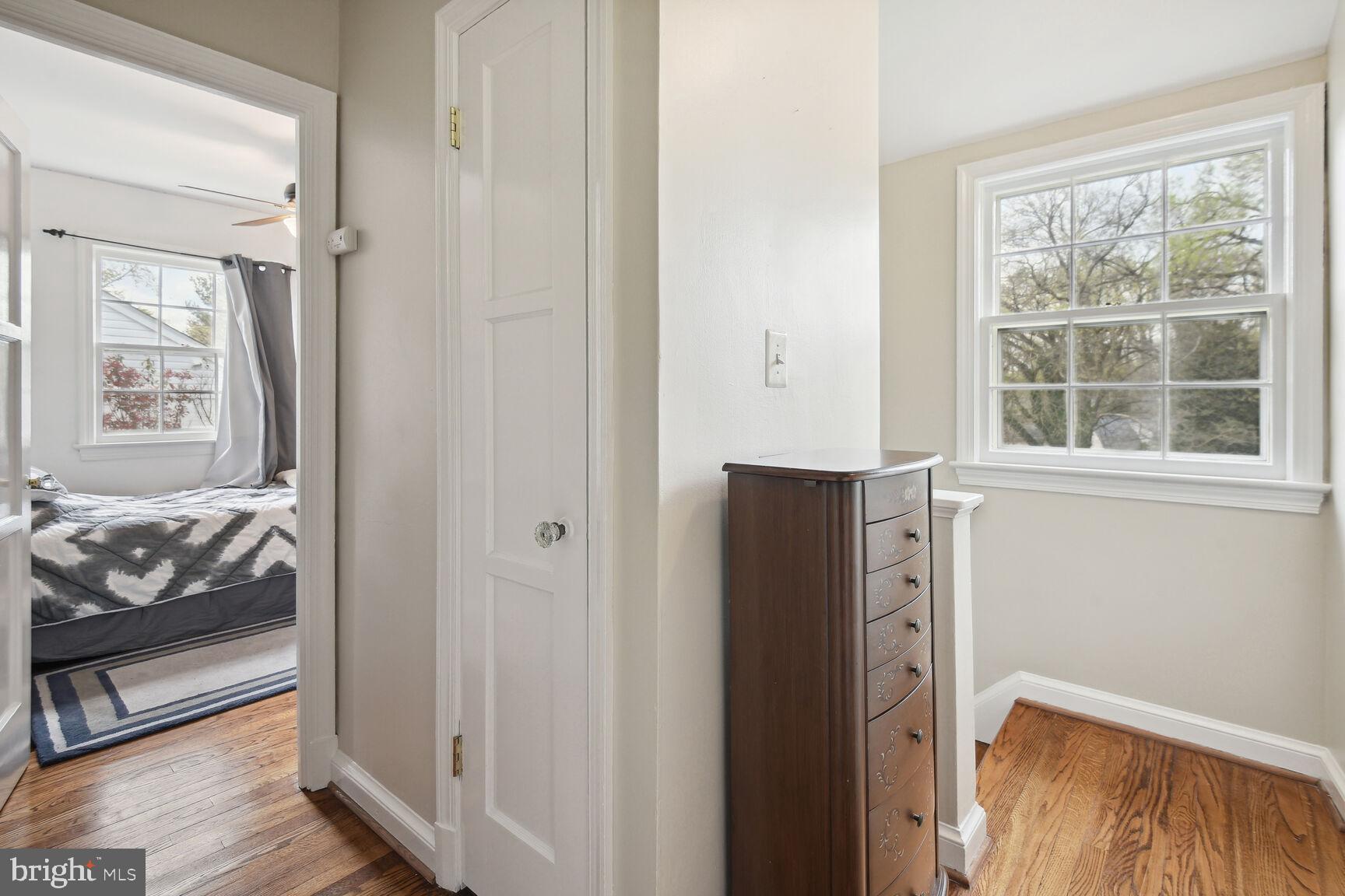 210 Baden Street Silver Spring, MD 20901 - Photo 21 of 30 Upper hall