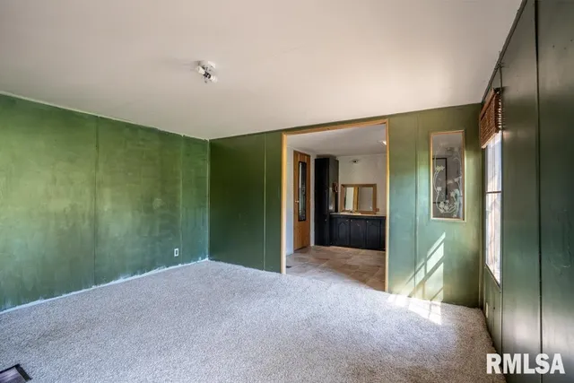 $75,000 | 1615 East St Louis Street, West Frankfort, IL 62896