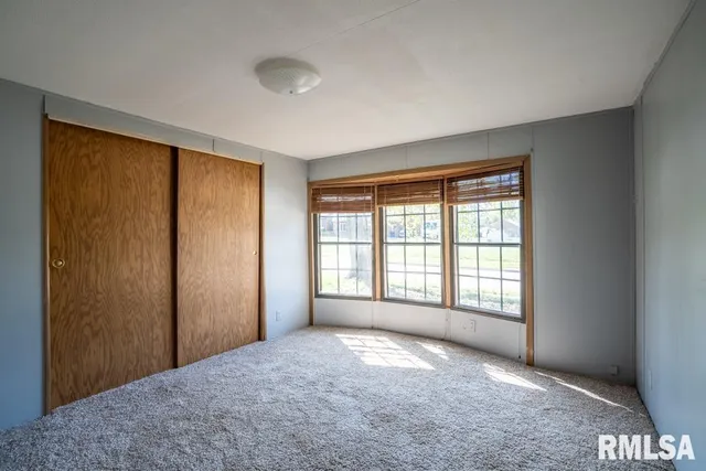 $75,000 | 1615 East St Louis Street, West Frankfort, IL 62896