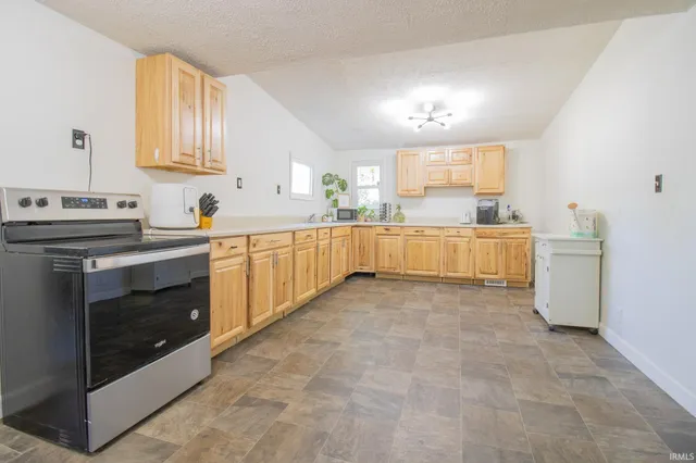 $146,500 | 701 Boggs Street, Union City, IN 47390