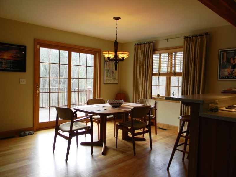 549 South Undermountain Road Sheffield, MA 01257 - Photo 4 of 16 dining area
