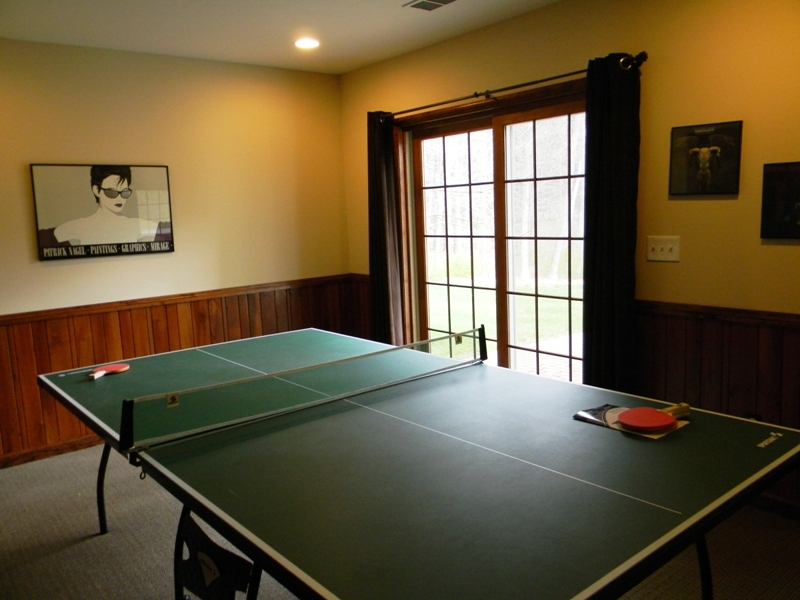 549 South Undermountain Road Sheffield, MA 01257 - Photo 9 of 16 family room