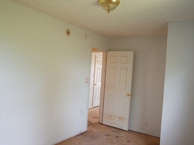 296 Mt Carmel Road Paris, KY 40361 - Photo 21 of 32 Gallery Image 21