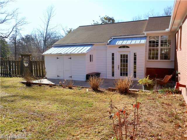 505 Overbrook Drive High Point, NC 27262 - Photo 14 of 15 Patio/Deck.