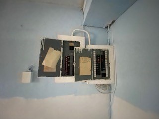 118 Kendall Road Lexington, MA 02421 - Photo 29 of 33 a view of a hallway with entryway and chandelier