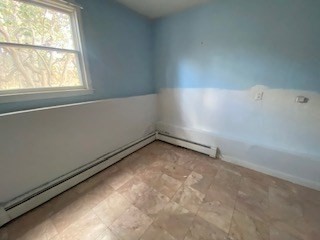 118 Kendall Road Lexington, MA 02421 - Photo 30 of 33 an empty room with a window