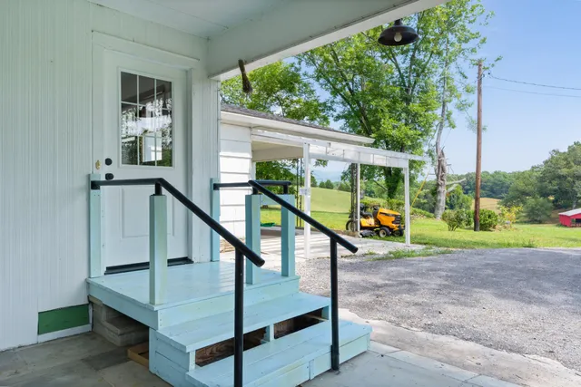 $799,900 | 919 John Burch Road West, Dunlap, TN 37327