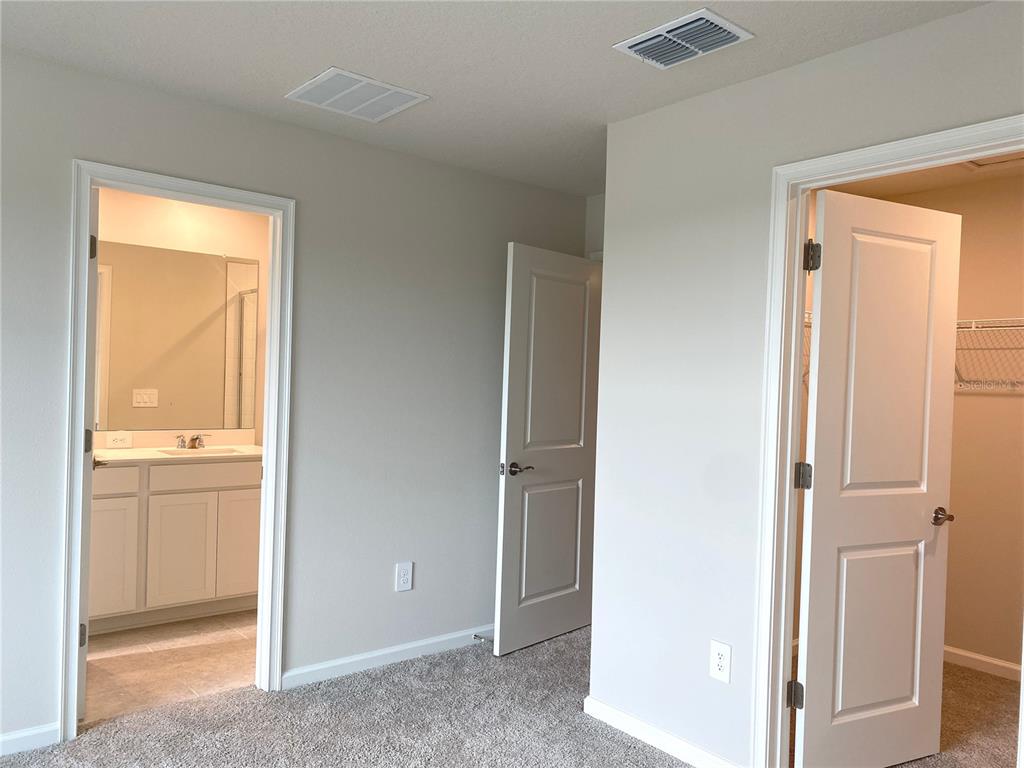 8850 Ginko Run Parrish, FL 34219 - Photo 13 of 30