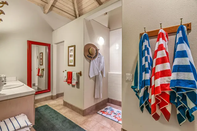 $1,325,000 | 38830 Desert Mirage Drive, Palm Desert, CA 92260