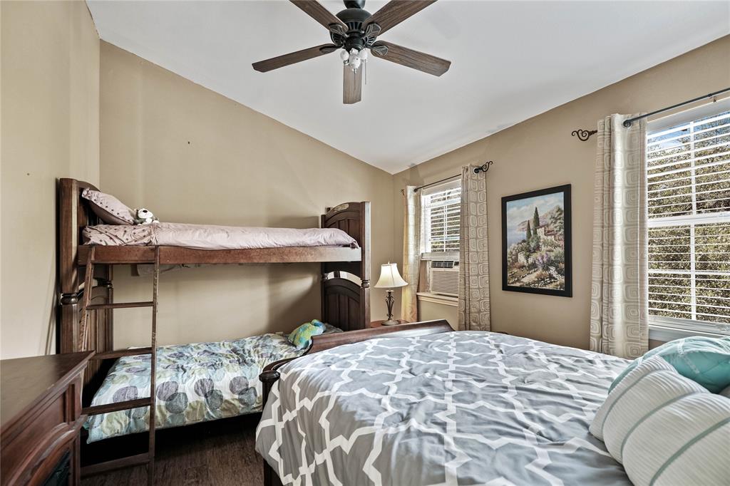 4843 Pike Road Graham, TX 76450 - Photo 31 of 37 Guest Bed 4