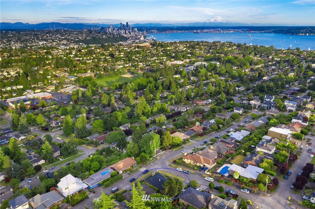 3704 West Dravus Street Seattle, WA 98199 - Photo 32 of 35