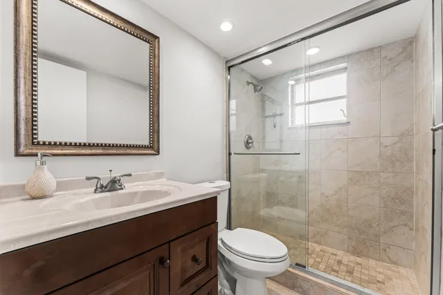 $249,999 | 400 Northeast 20th Street, Unit D101, Boca Raton, FL 33431