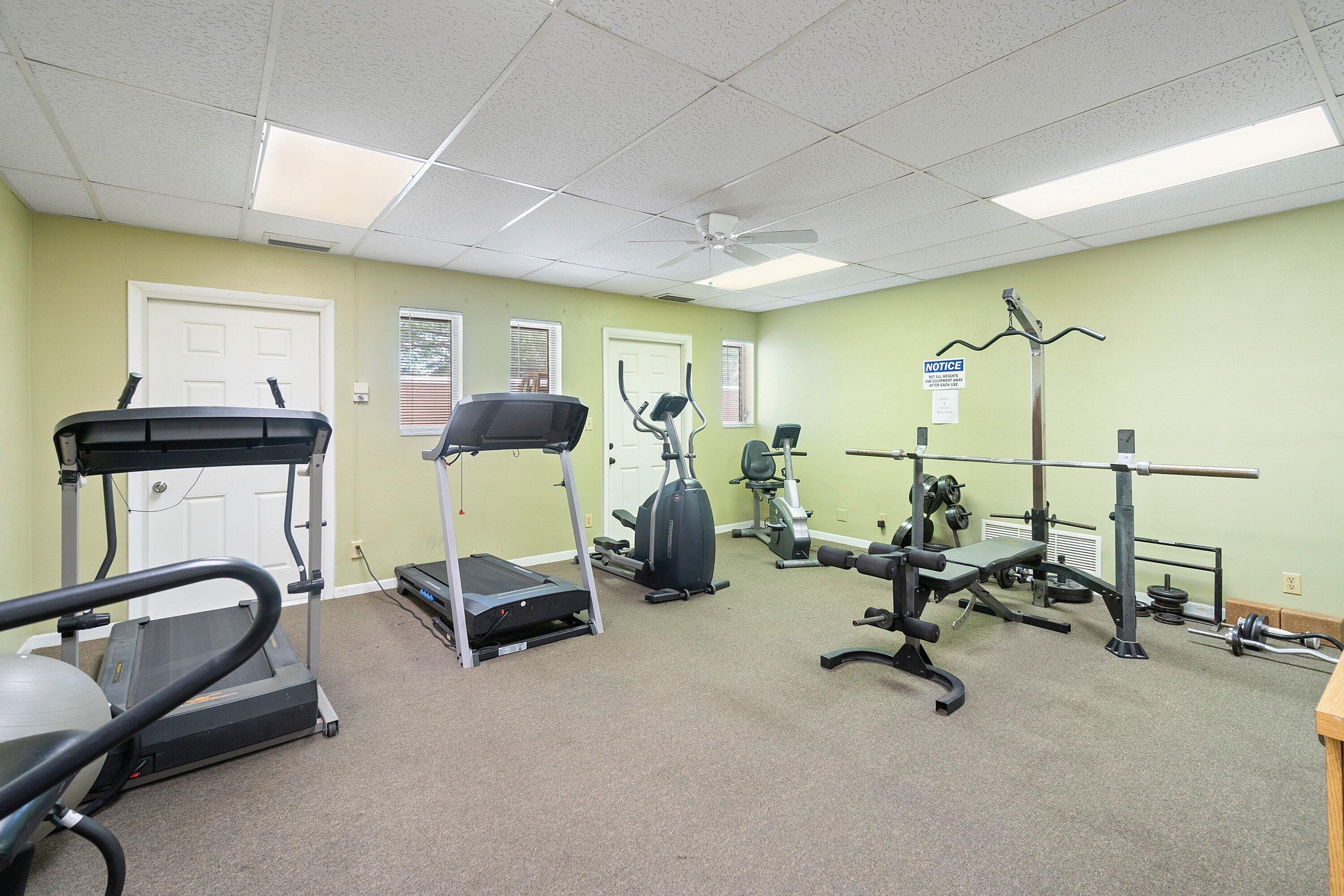 400 Northeast 20th Street, Unit D101 Boca Raton, FL 33431 - Photo 33 of 41 Exercise room