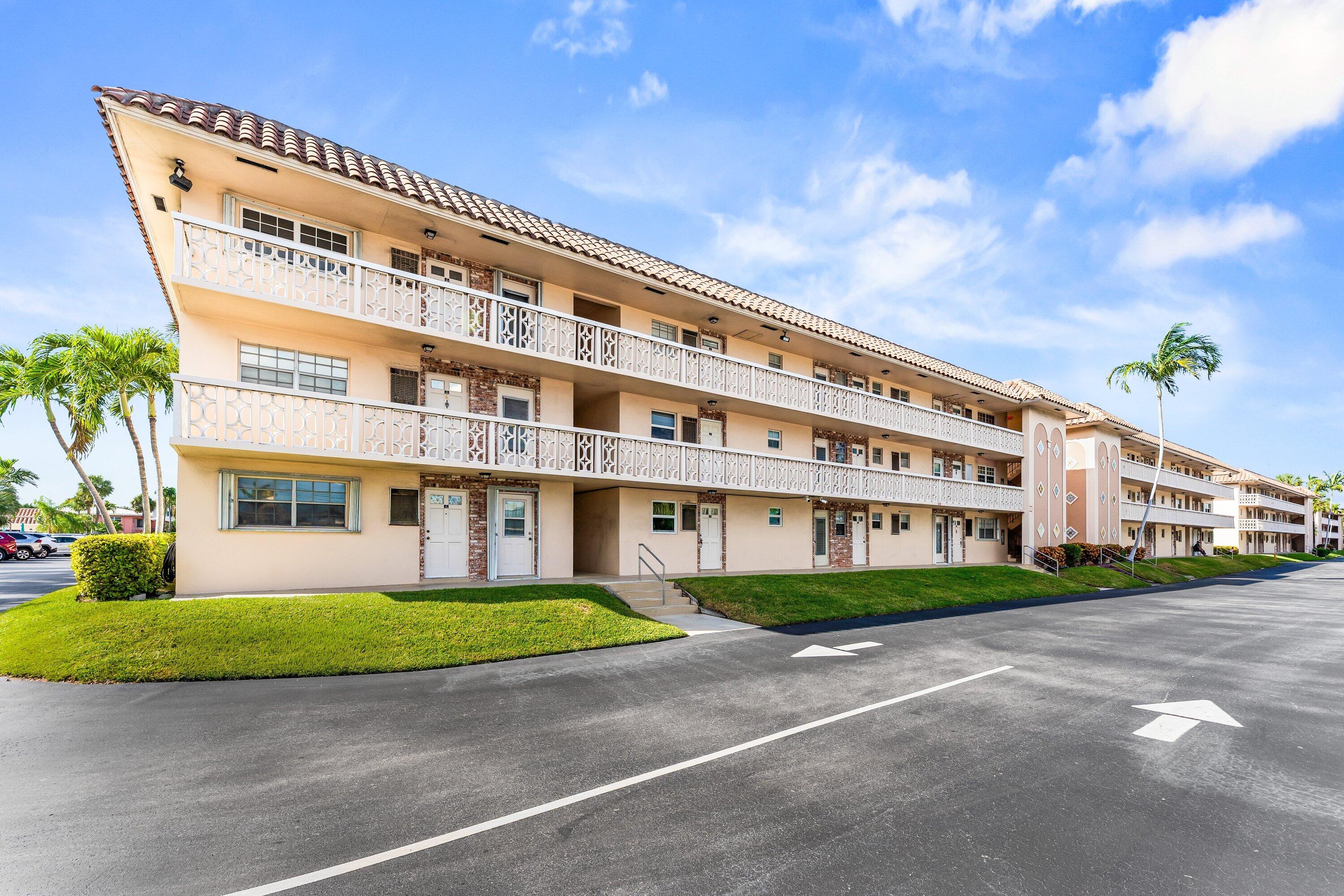 400 Northeast 20th Street, Unit D101 Boca Raton, FL 33431 - Photo 37 of 41 Building