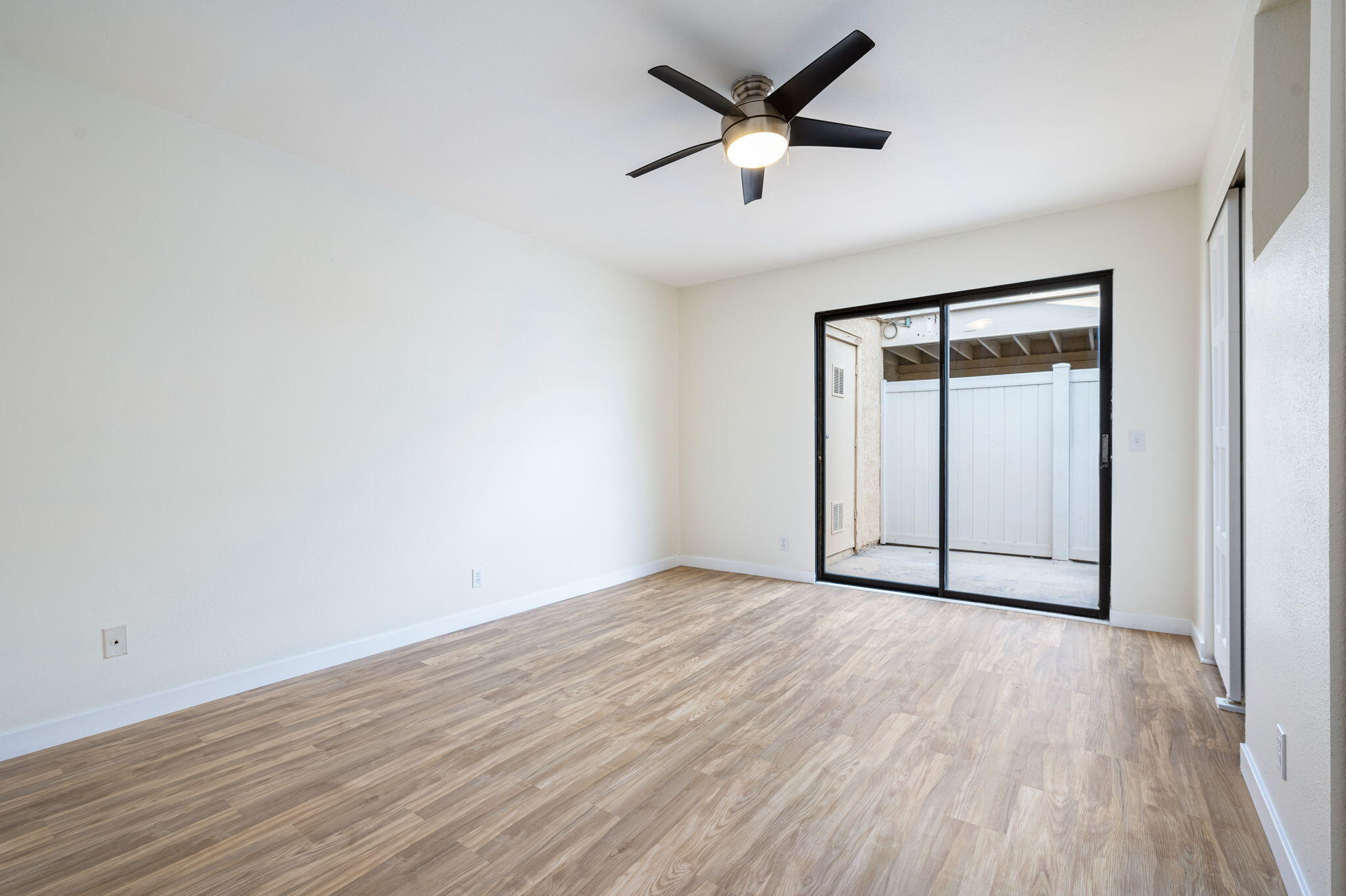 69573 Huerta Court Rancho Mirage, CA 92270 - Photo 15 of 31 30-web-or-mls-AHHuerta-30