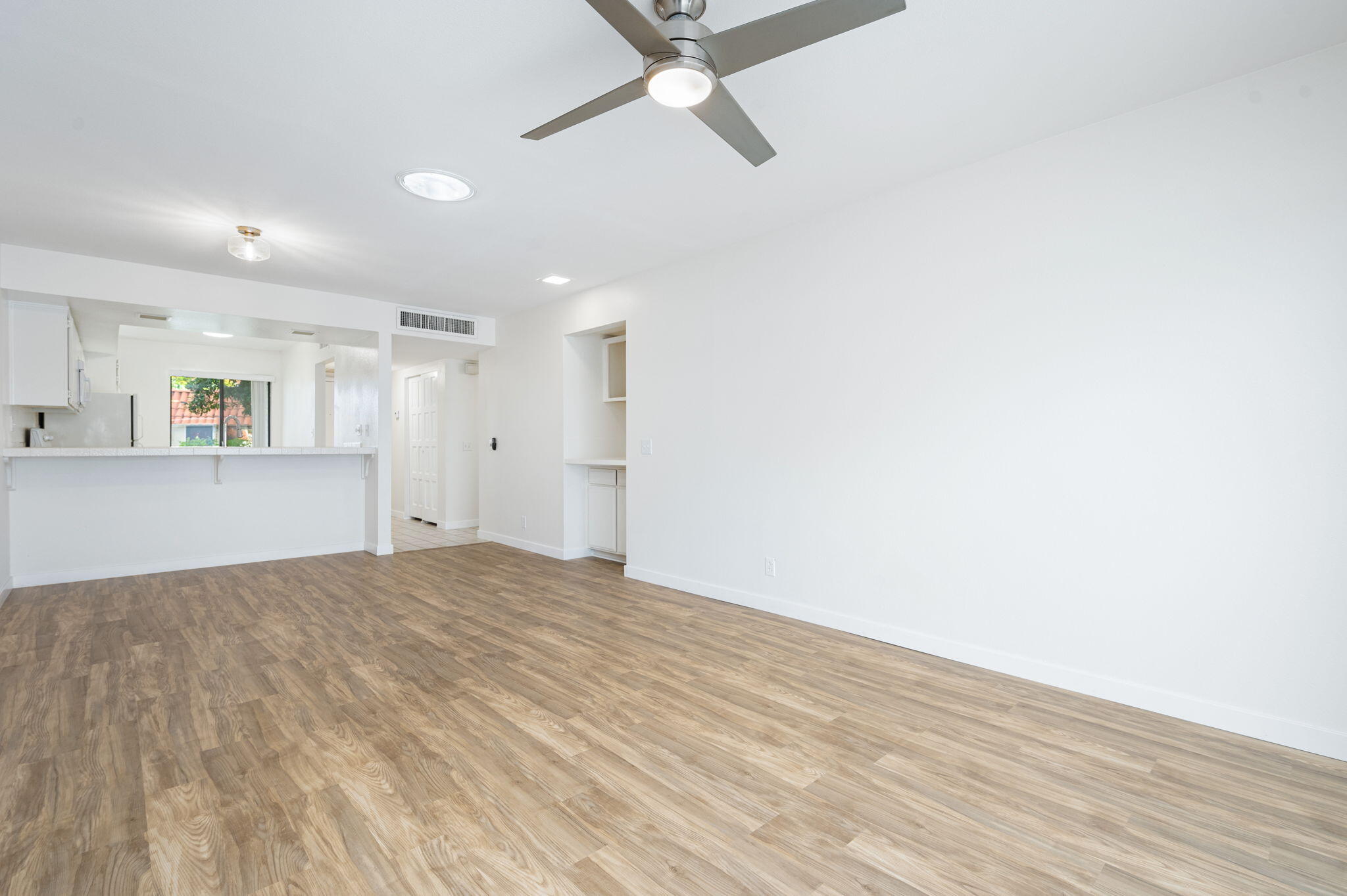 69573 Huerta Court Rancho Mirage, CA 92270 - Photo 2 of 31 25-web-or-mls-AHHuerta-25