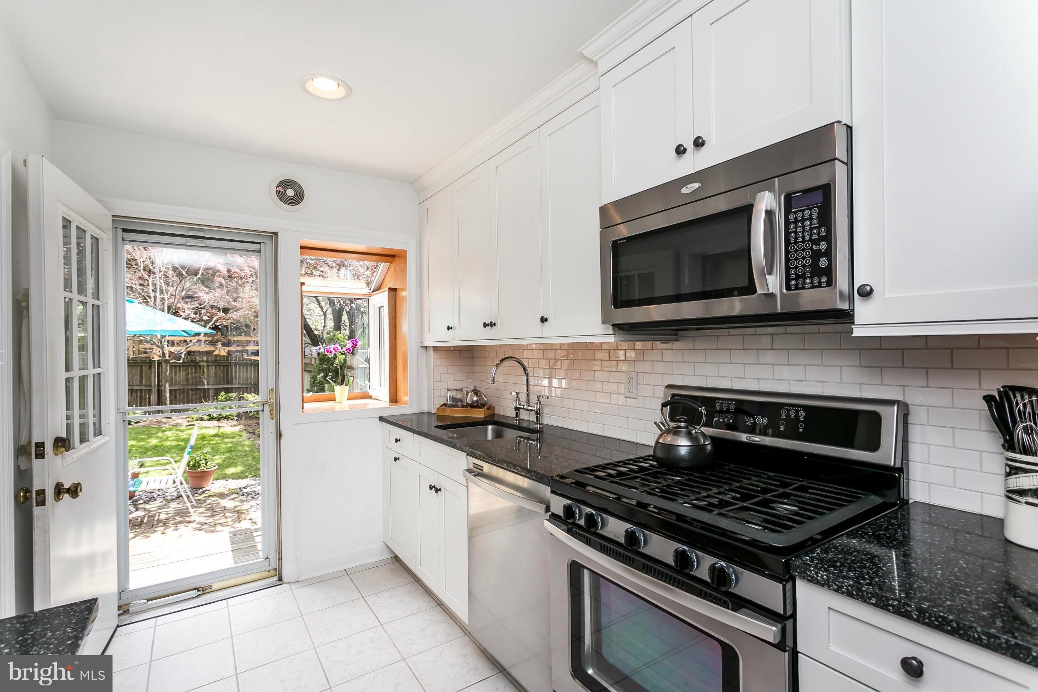 149 Stanmore Road Baltimore, MD 21212 - Photo 6 of 24 Kitchen