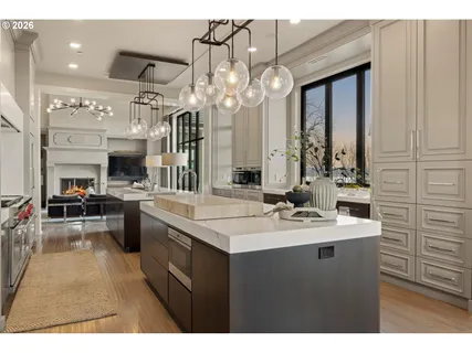 $6,975,000 | 8001 Southeast Evergreen Highway, Vancouver, WA 98664