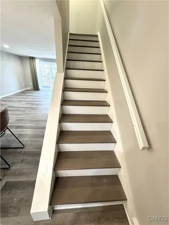 $2,200 | 62 Chestnut Road, New Hartford, NY 13413