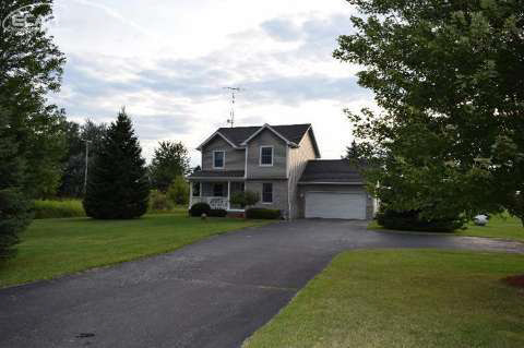 11058 Seymour Road Gaines, MI 48436 - Photo 3 of 32 20446972-2.JPG