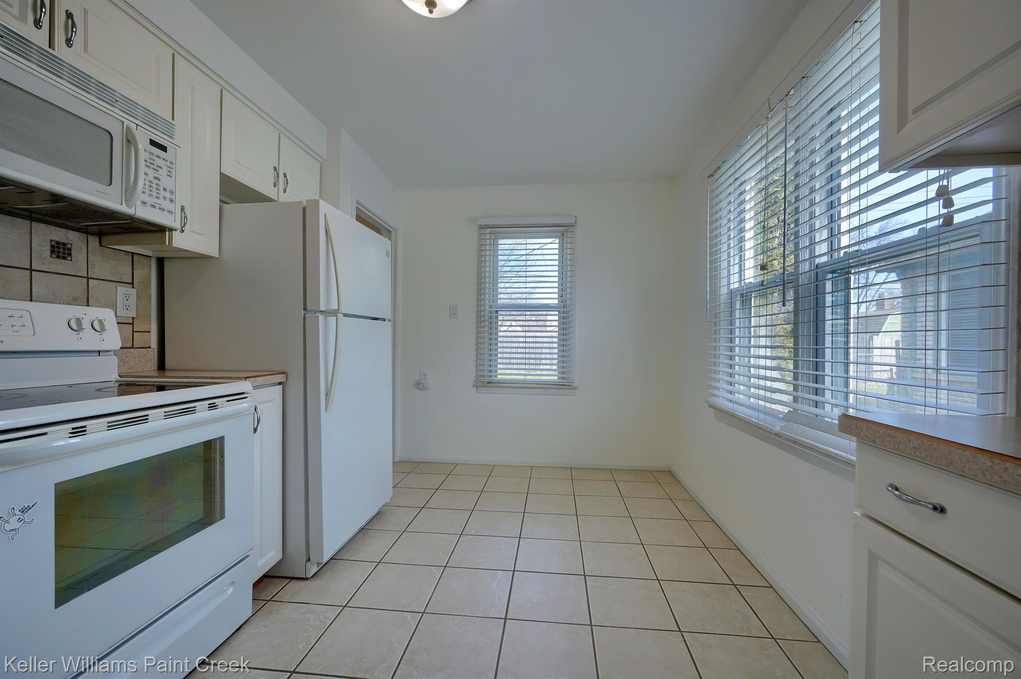 2060 Columbia Road Berkley, MI 48072 - Photo 5 of 18 Gallery Image 5