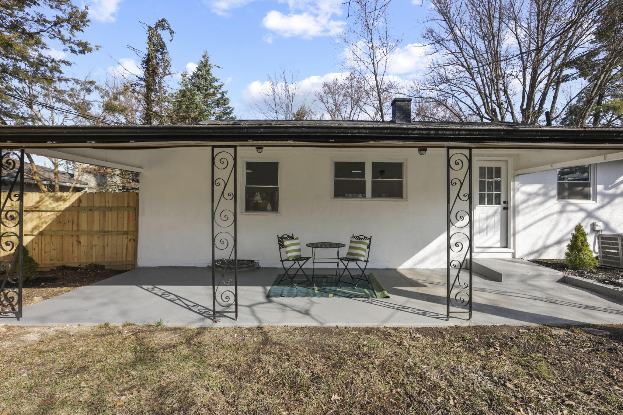 2265 Edgevale Road Columbus, OH 43221 - Photo 44 of 56 56-web-or-mls-0D3A9417