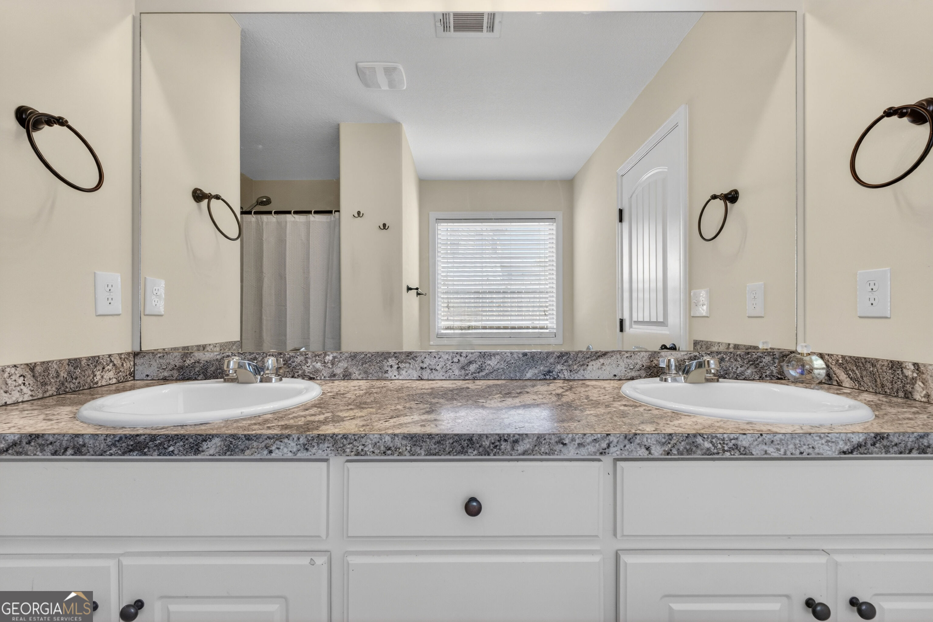 138 Brookside Drive Lula, GA 30554 - Photo 30 of 40