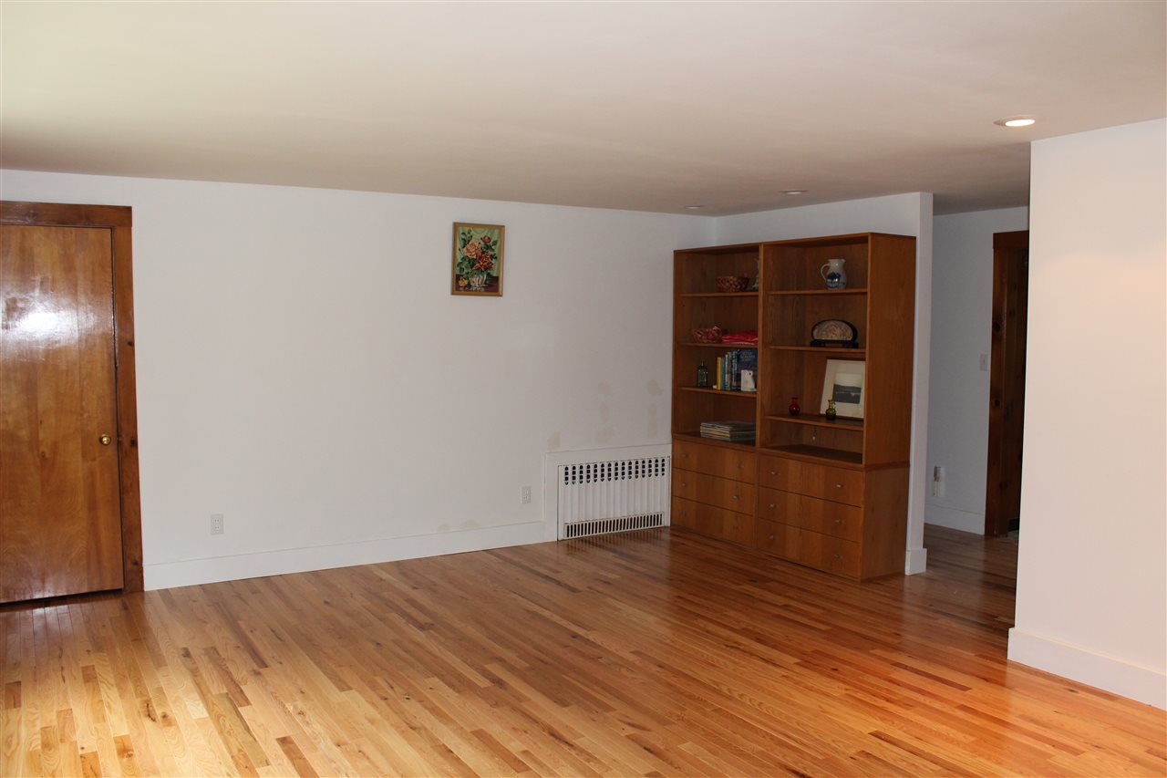 140 Sunny Acres Road Brattleboro, VT 05301 - Photo 5 of 25 Gallery Image 5