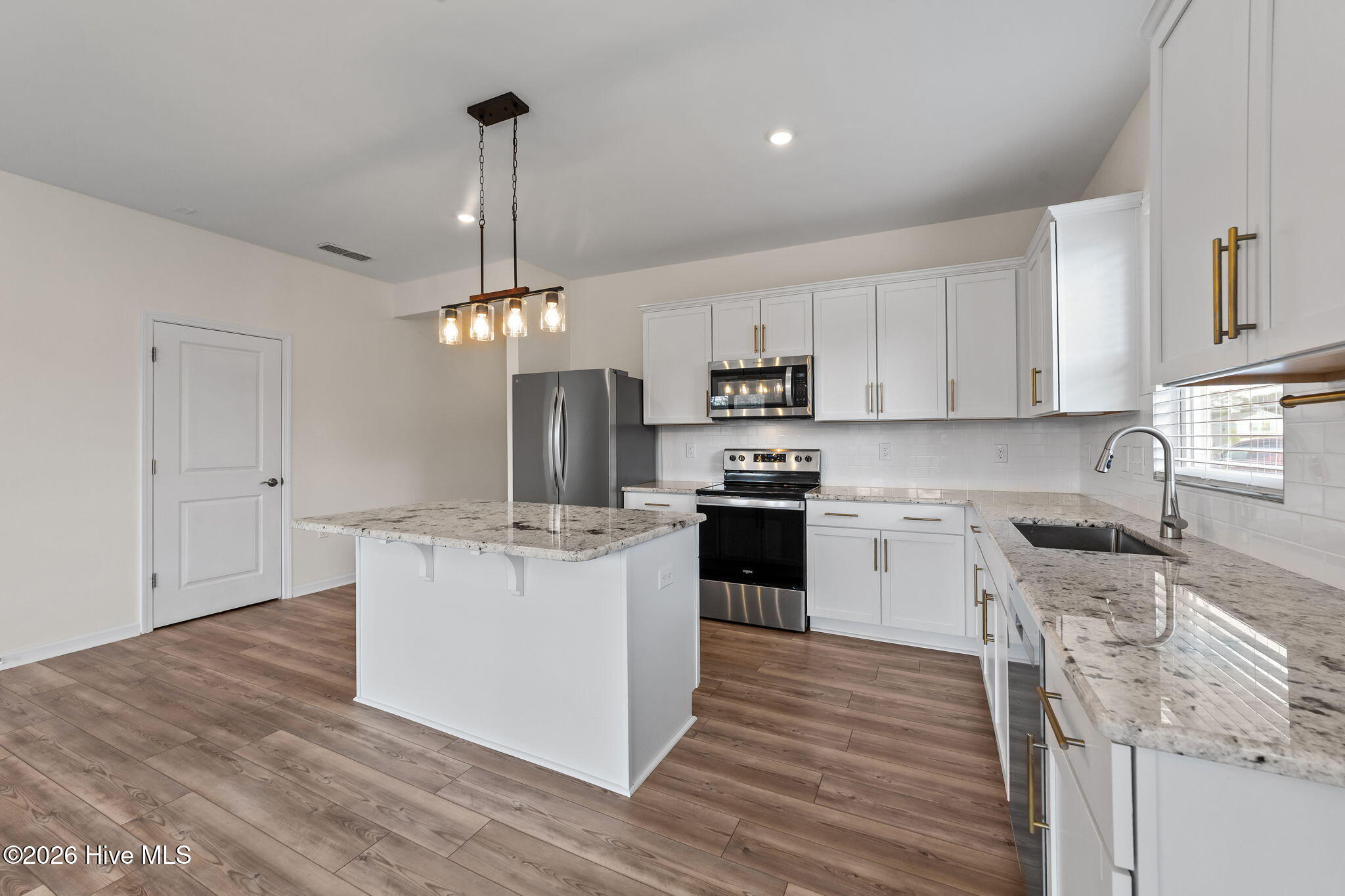 1517 Faith River Path Wendell, NC 27591 - Photo 8 of 51 28-web-or-mls-VB4A9351