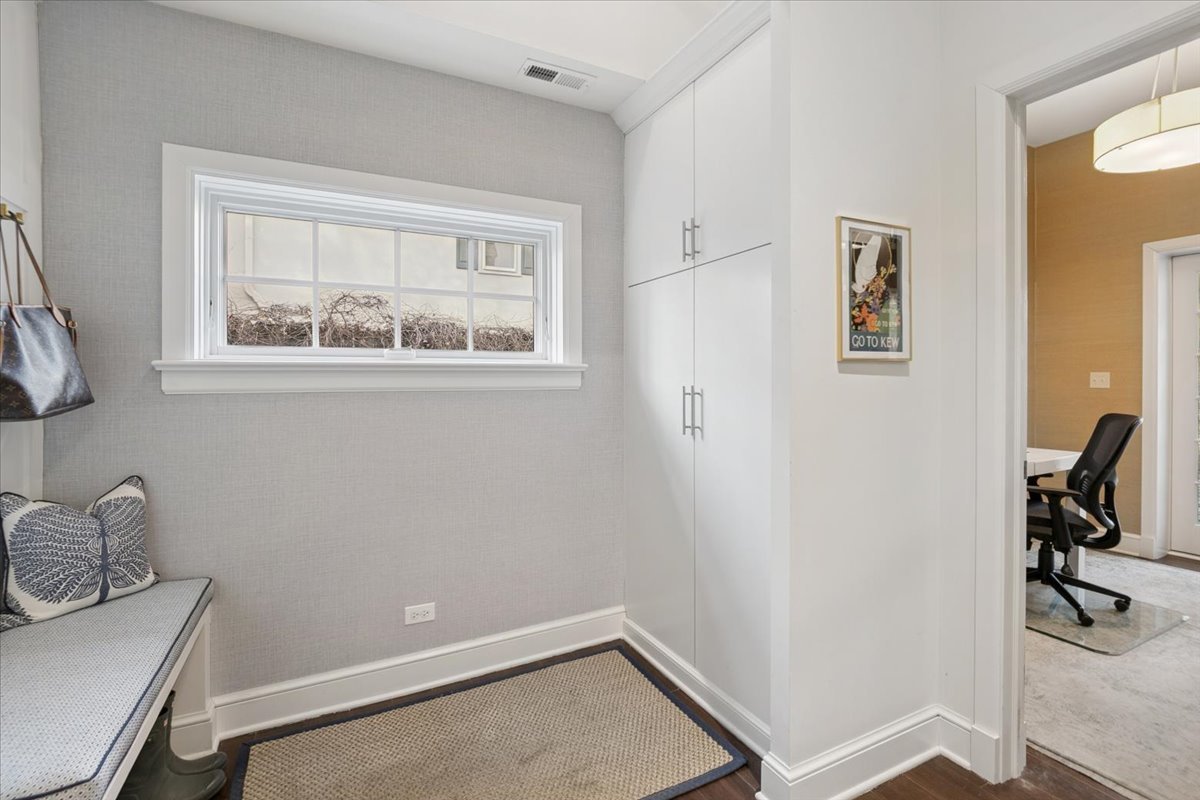 375 Washington Road Lake Forest, IL 60045 - Photo 16 of 45