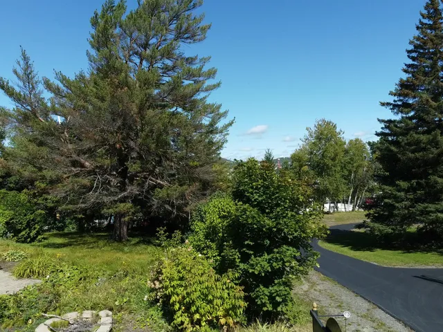 $600,000 | 121 Fraser Avenue, Madawaska, ME 04756