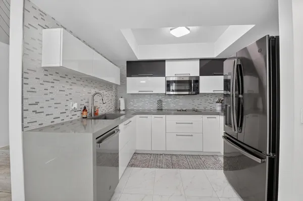 $2,700 | 4310 Village Drive, Unit D, Delray Beach, FL 33445