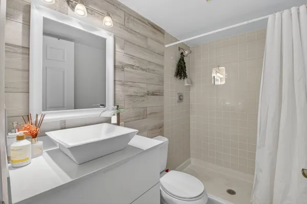 $2,700 | 4310 Village Drive, Unit D, Delray Beach, FL 33445