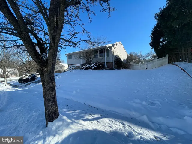 $289,995 | 901 Denise Drive, Birdsboro, PA 19508