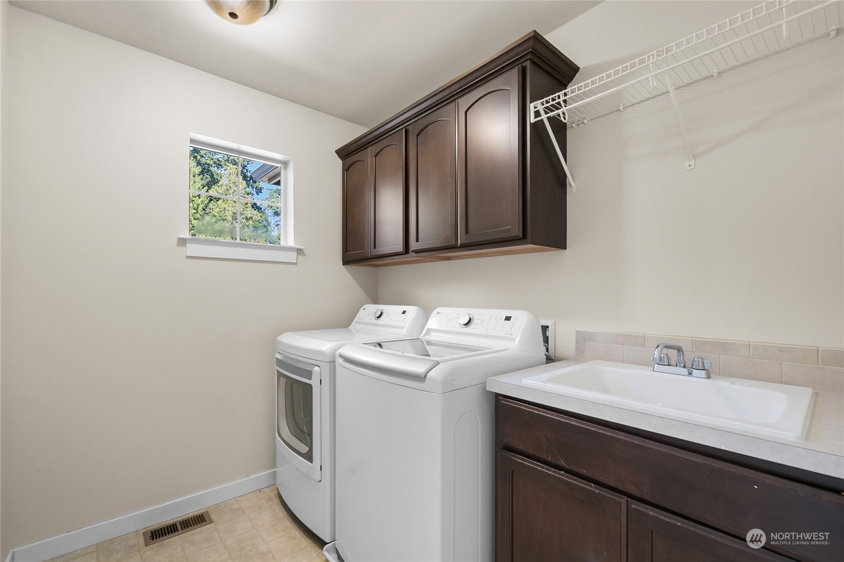 3110 216th Place Southeast Bothell, WA 98021 - Photo 33 of 37 a utility room with dryer and washer