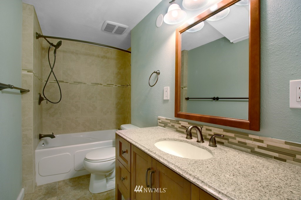 1830 234th Place Southwest Bothell, WA 98021 - Photo 12 of 18