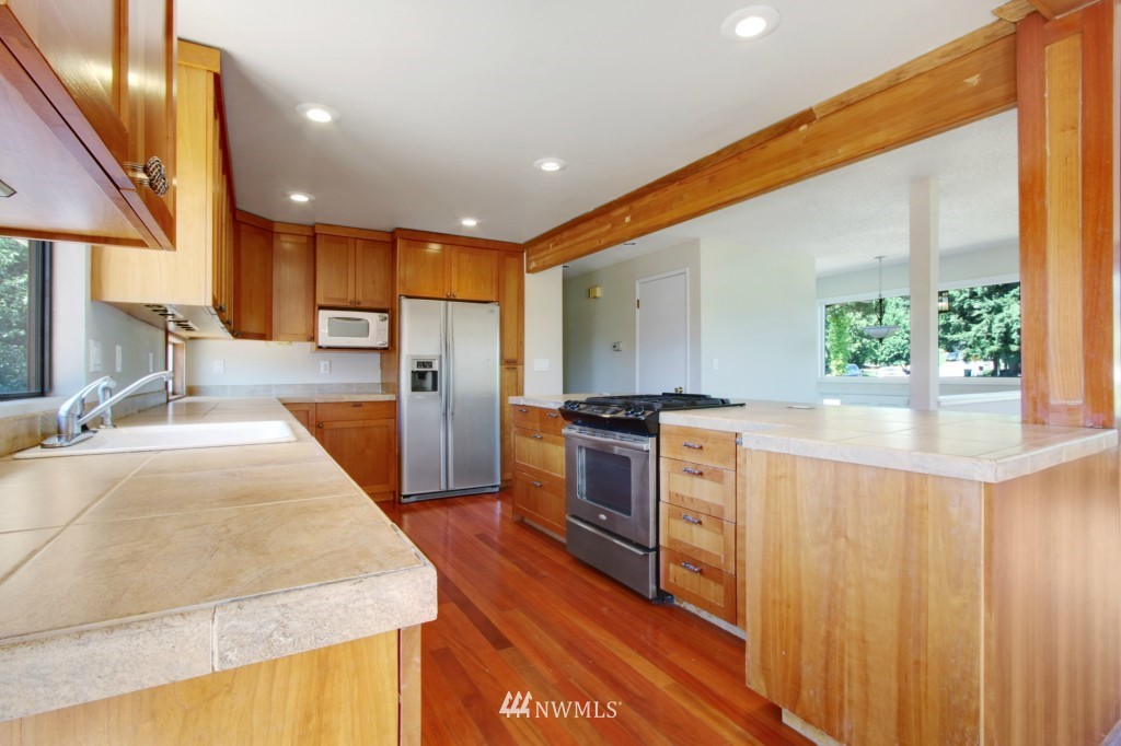 1830 234th Place Southwest Bothell, WA 98021 - Photo 5 of 18