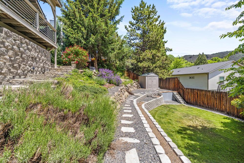 111 Ridgecrest Drive Klamath Falls, OR 97601 - Photo 54 of 78 111RidgeCrestDr.-16