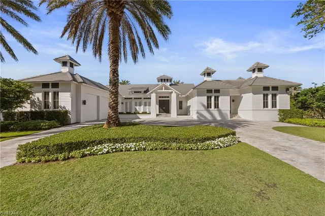 $7,950,000 | 299 Mermaids Bight, Naples, FL 34103