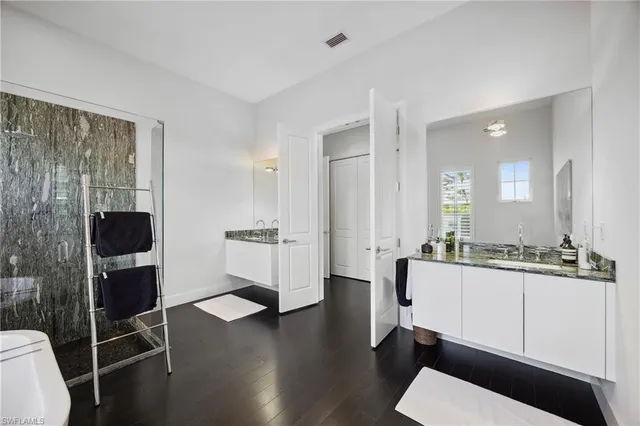 $7,950,000 | 299 Mermaids Bight, Naples, FL 34103