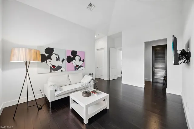 $7,950,000 | 299 Mermaids Bight, Naples, FL 34103