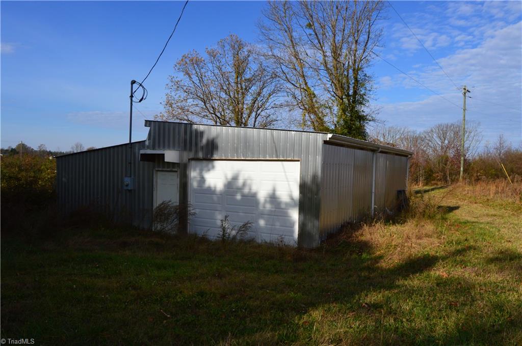 505 Holland Road Pelham, NC 27311 - Photo 20 of 33 Gallery Image 20