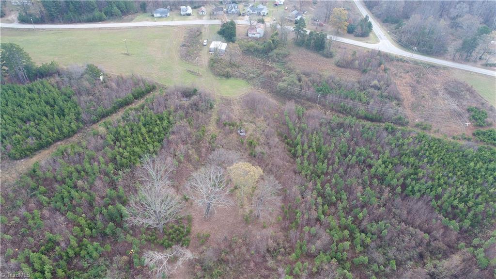505 Holland Road Pelham, NC 27311 - Photo 9 of 33 Gallery Image 9