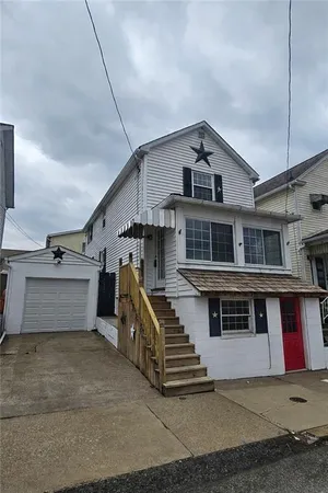 $149,900 | 539 Walnut Street, Vandergrift, PA 15690