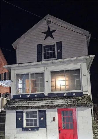 $159,999 | 539 Walnut Street, Vandergrift, PA 15690