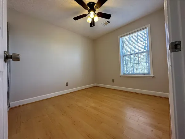 $2,500 | 3263 Long Indian Creek Court, Alpharetta, GA 30022