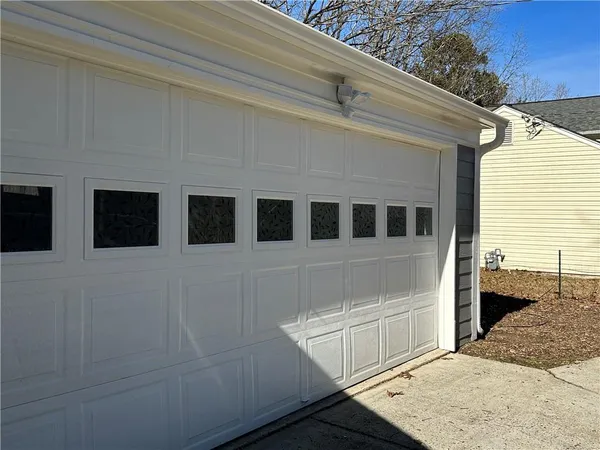 $2,500 | 3263 Long Indian Creek Court, Alpharetta, GA 30022