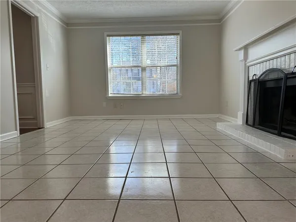 $2,500 | 3263 Long Indian Creek Court, Alpharetta, GA 30022