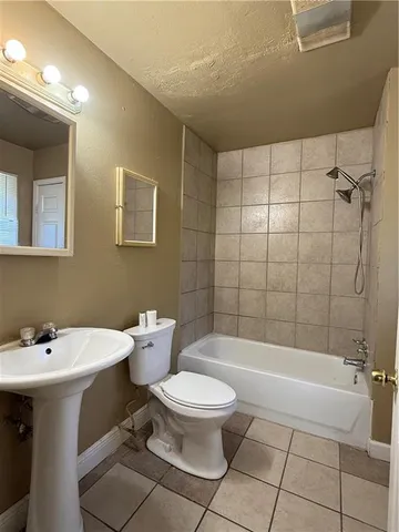 $1,000 | 4323 Plum Orchard Avenue, New Orleans, LA 70126